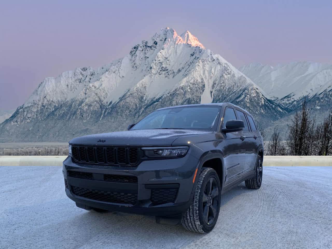 Thumbnail: 2025 Jeep Grand Cherokee - 1