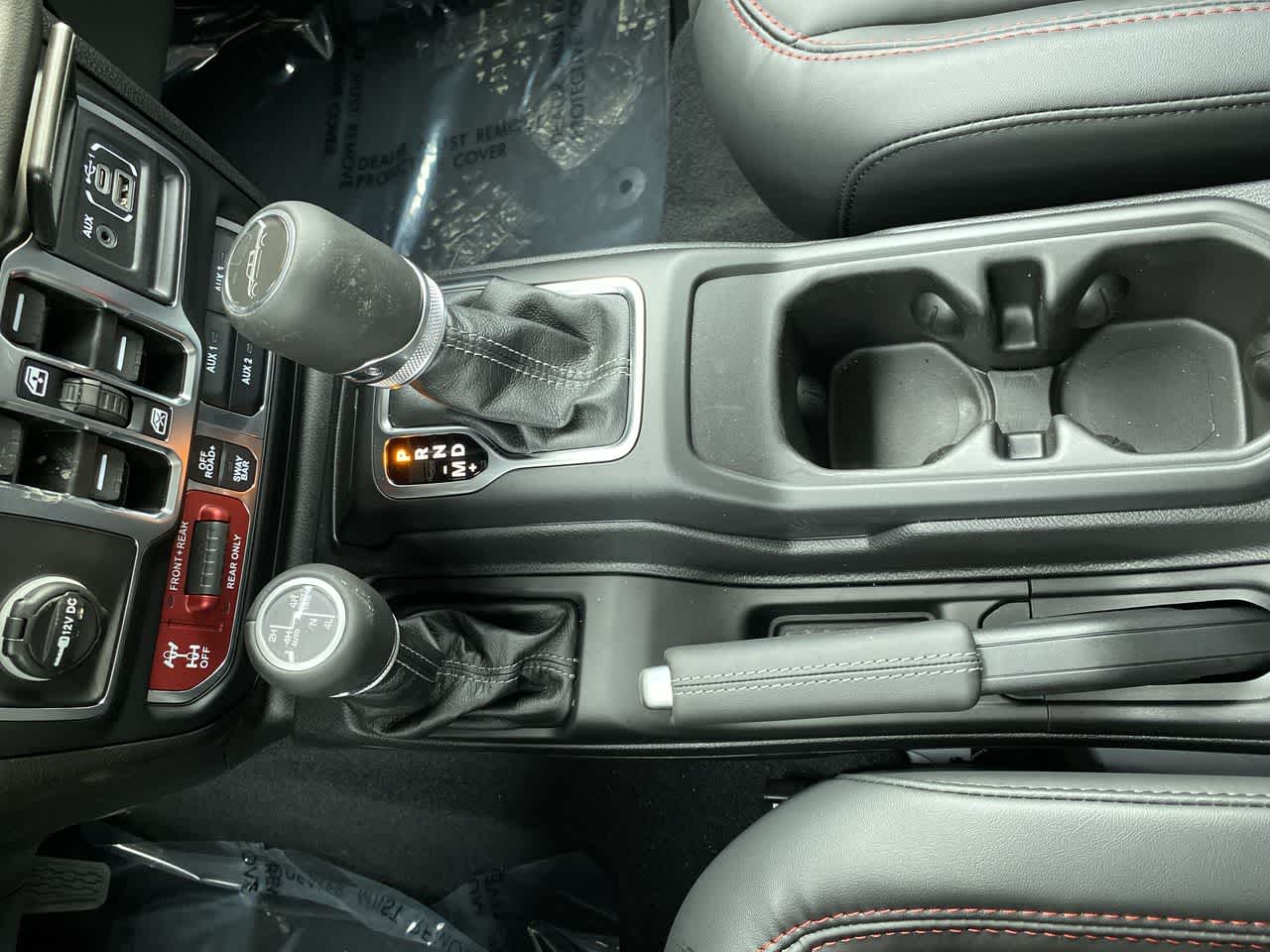 Thumbnail: 2025 Jeep Gladiator - 20