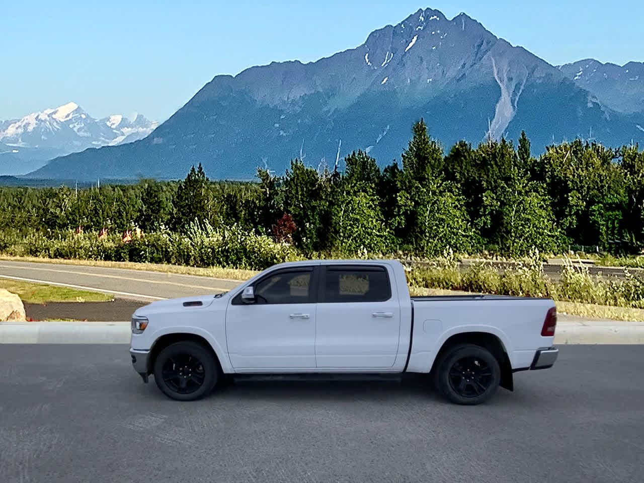 Thumbnail: 2022 RAM 1500 - 3