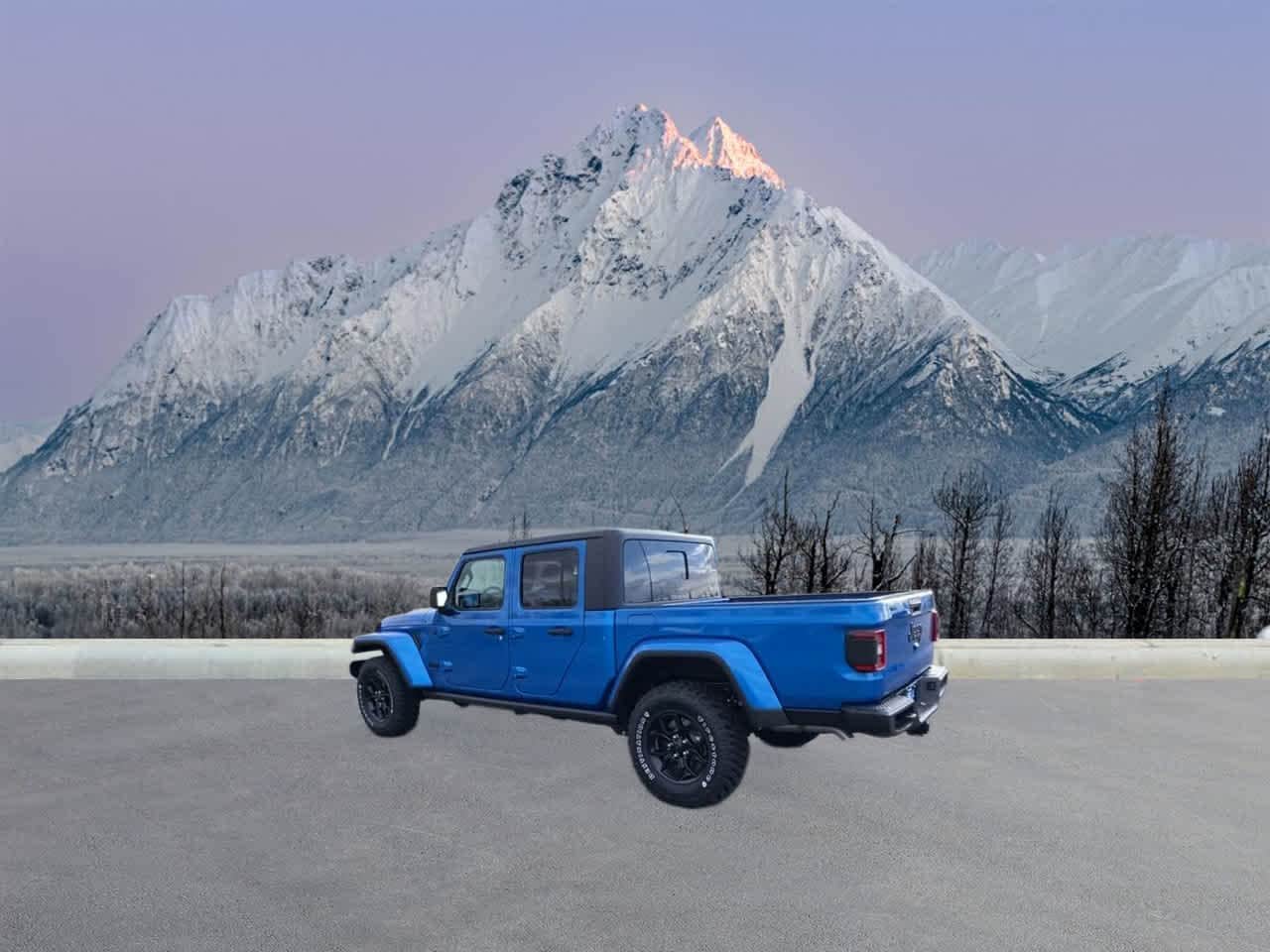 Thumbnail: 2025 Jeep Gladiator - 4