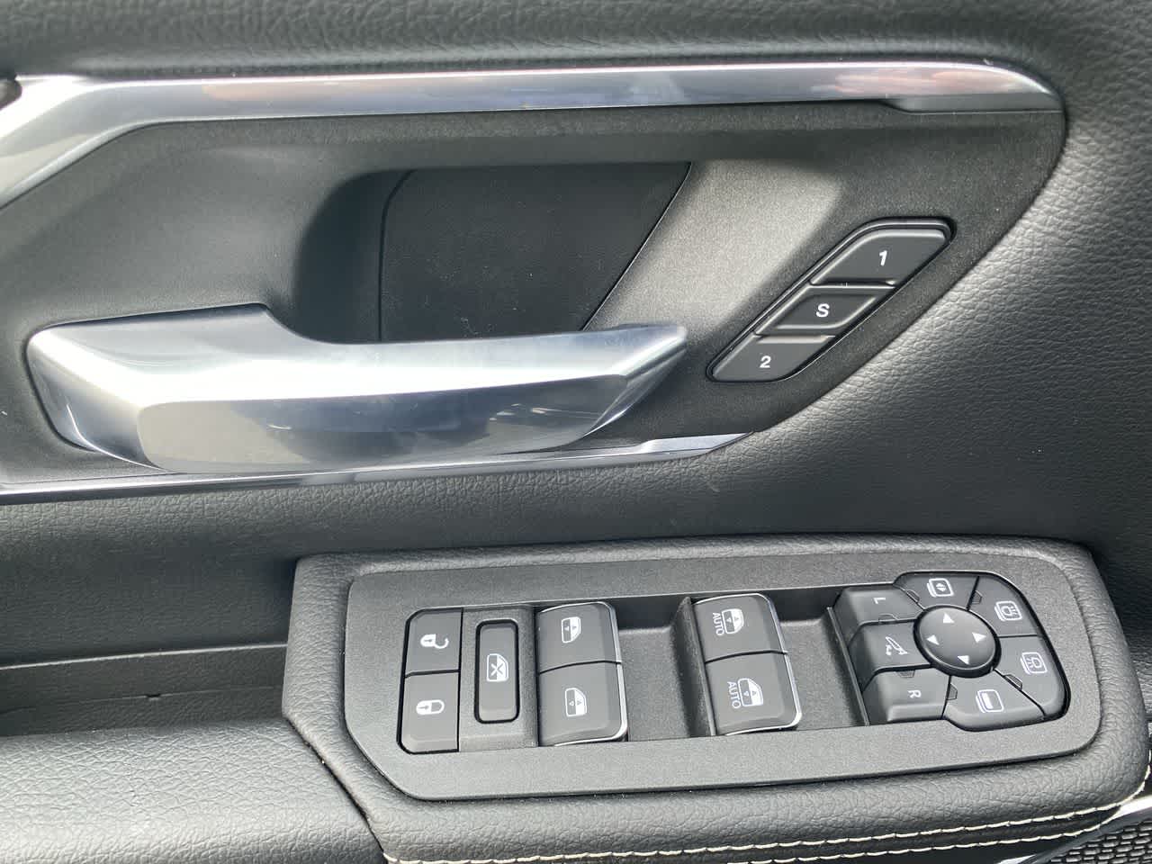 Thumbnail: 2025 RAM 1500 - 13