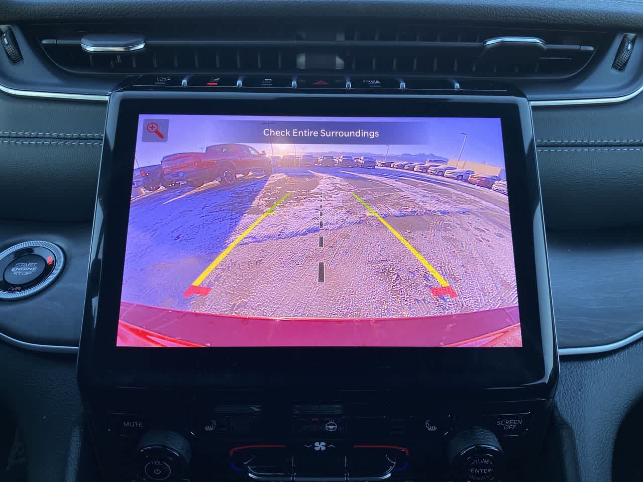 Thumbnail: 2025 Jeep Grand Cherokee - 17