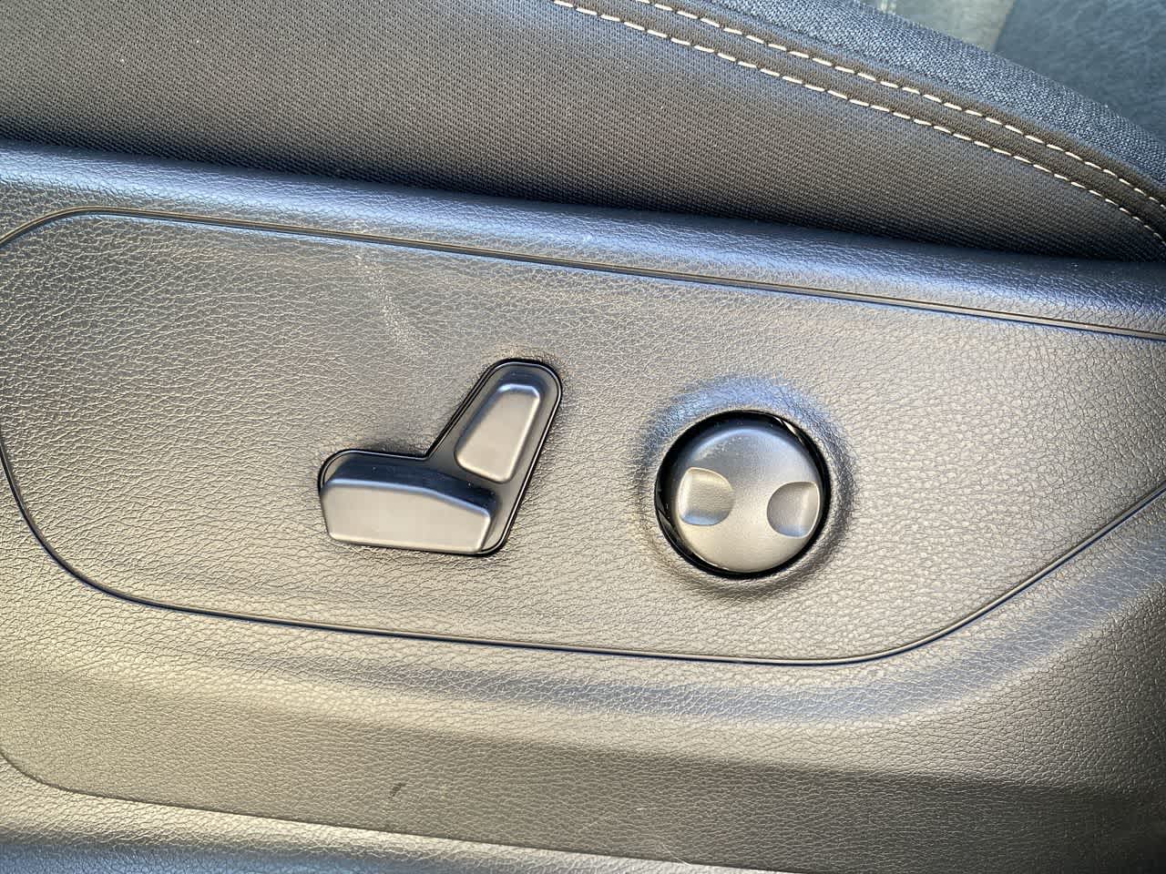 Thumbnail: 2026 RAM 1500 - 12