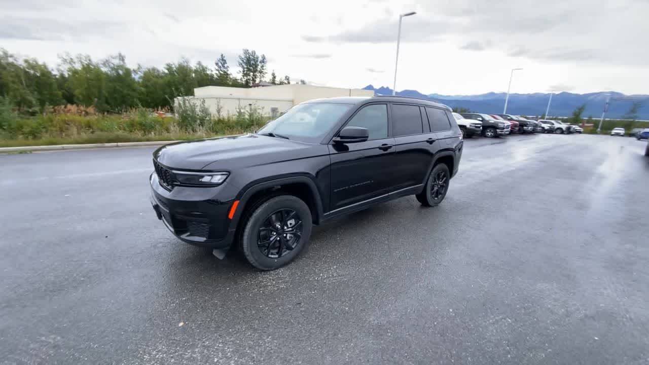 Thumbnail: 2024 Jeep Grand Cherokee L - 14