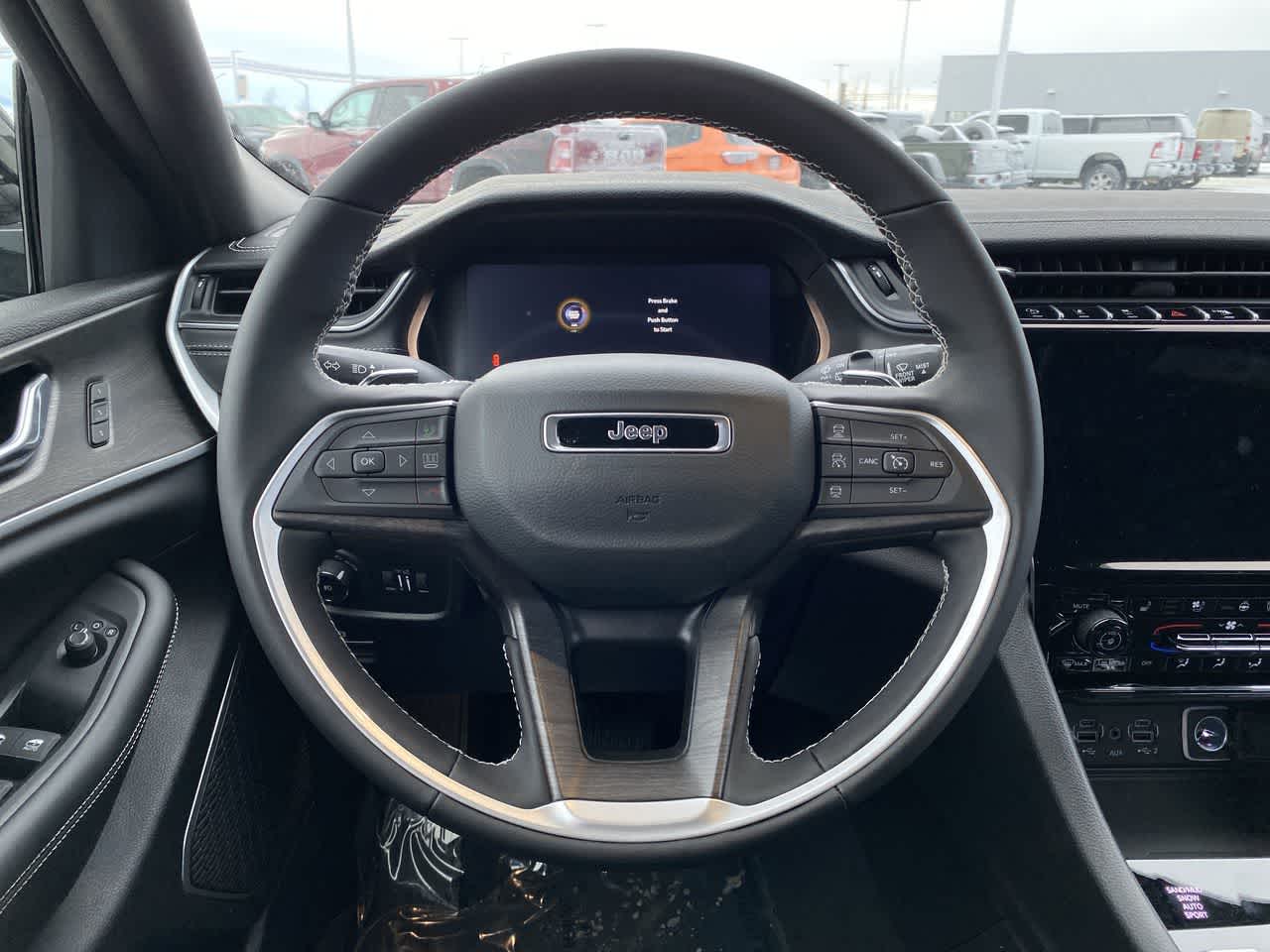 Thumbnail: 2025 Jeep Grand Cherokee - 14