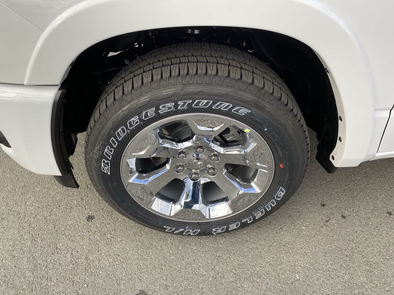 Thumbnail: 2025 RAM 1500 - 10