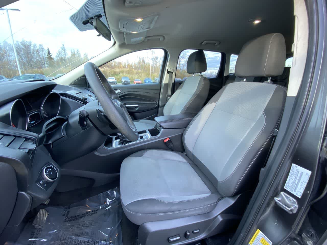 Thumbnail: 2017 Ford Escape - 11