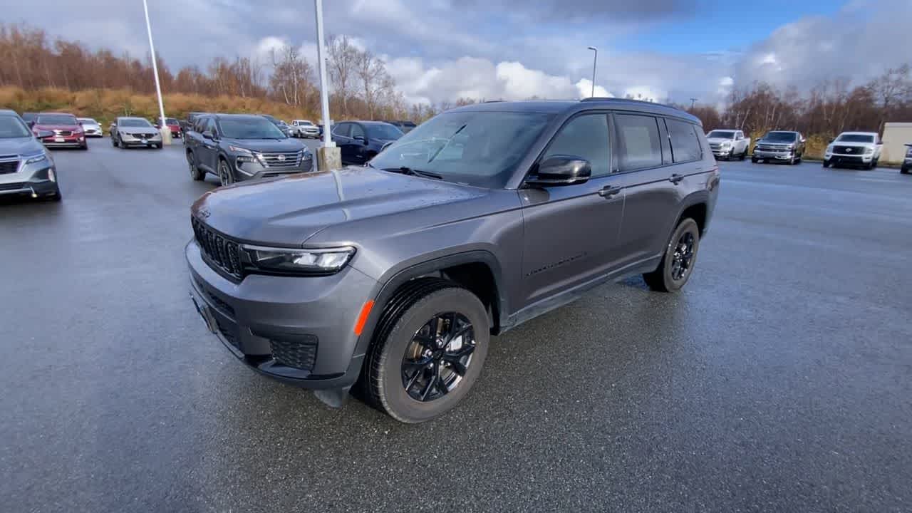 Thumbnail: 2024 Jeep Grand Cherokee L - 9