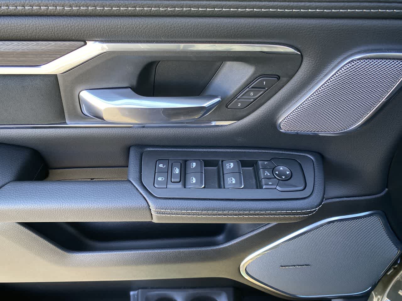 Thumbnail: 2026 RAM 1500 - 13