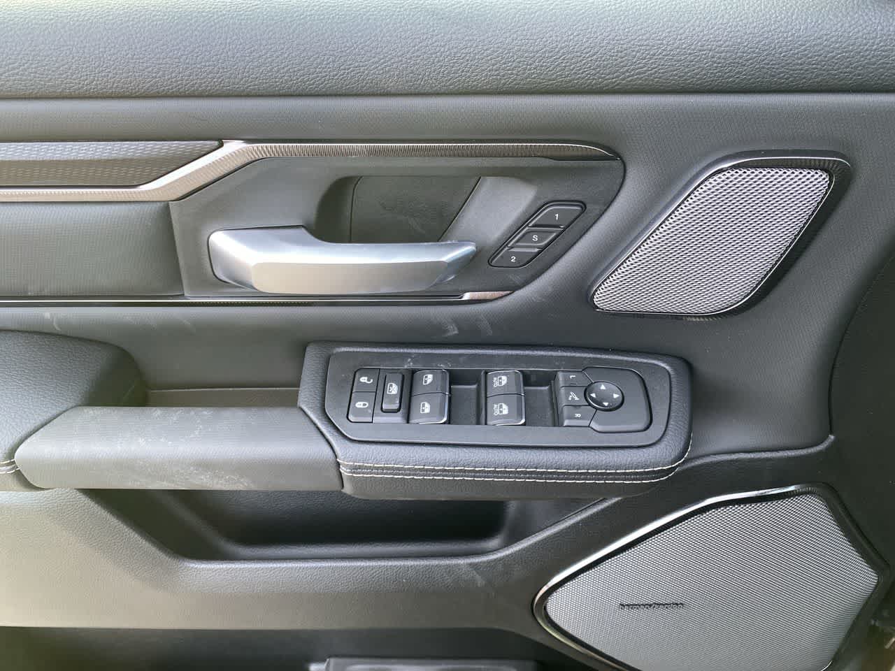 Thumbnail: 2026 RAM 1500 - 13