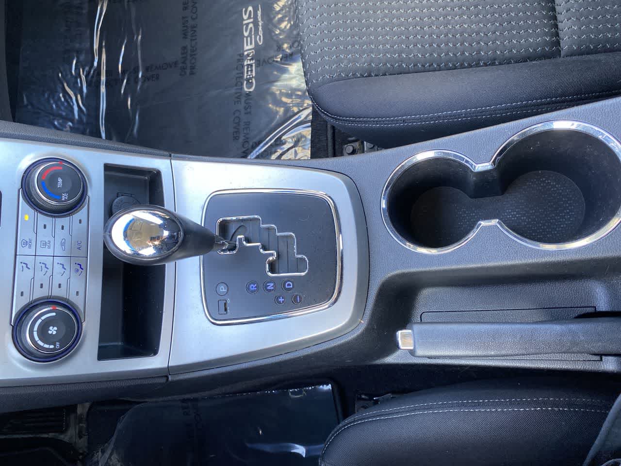 Thumbnail: 2010 Hyundai Genesis - 18