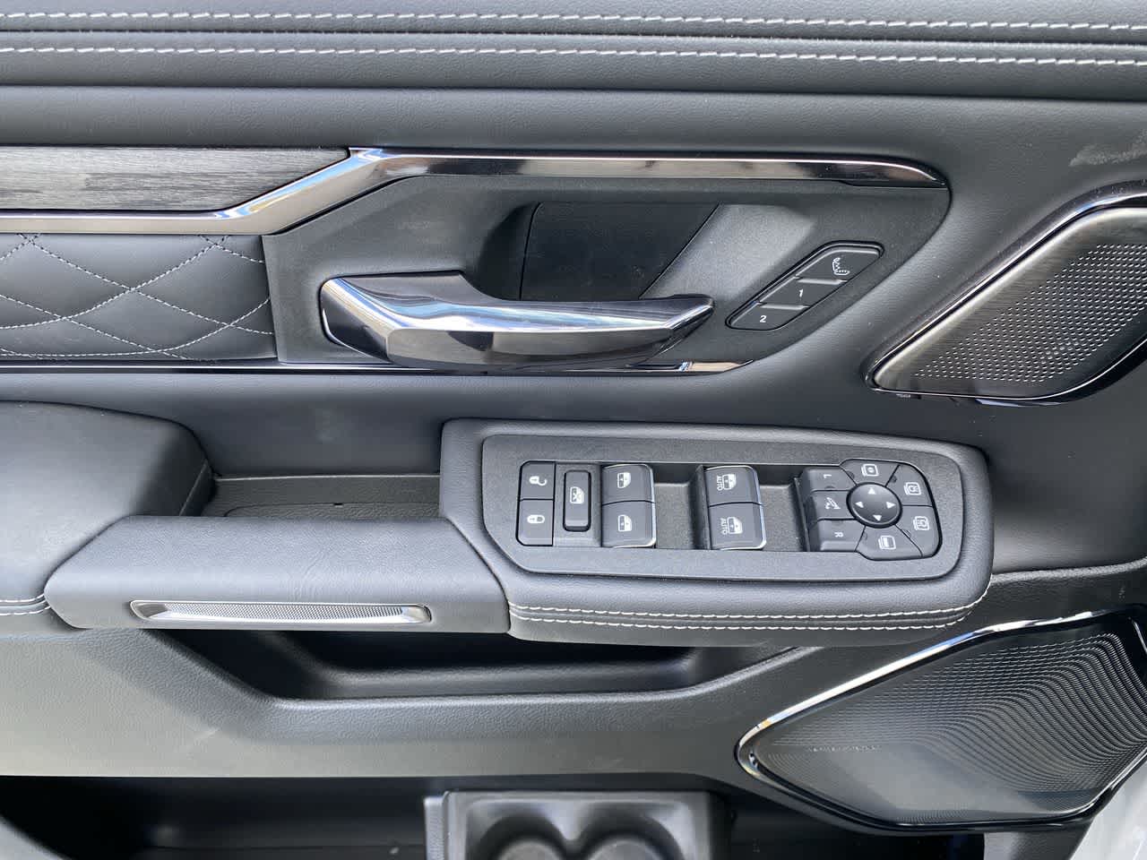 Thumbnail: 2025 RAM 1500 - 19