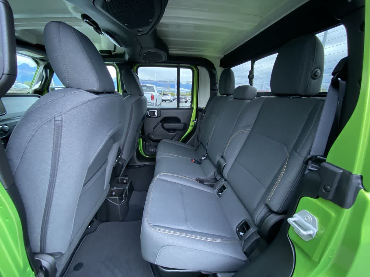 Thumbnail: 2025 Jeep Gladiator - 24