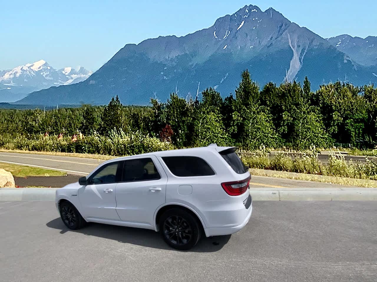 Thumbnail: 2022 Dodge Durango - 3