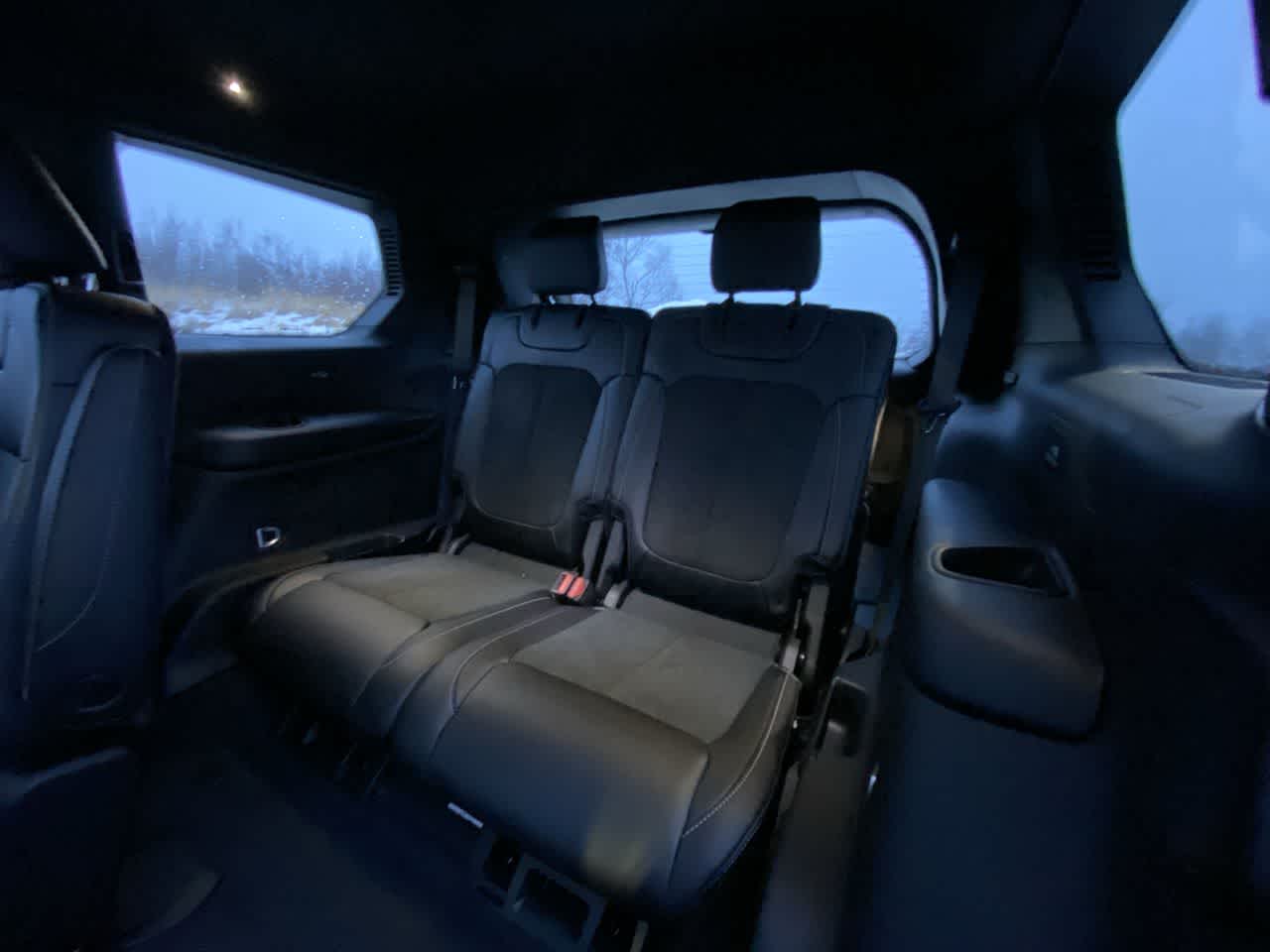 Thumbnail: 2025 Jeep Grand Cherokee - 25