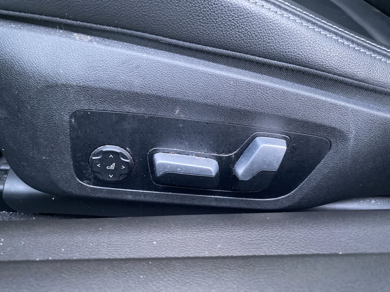 Thumbnail: 2022 BMW 4 Series - 18