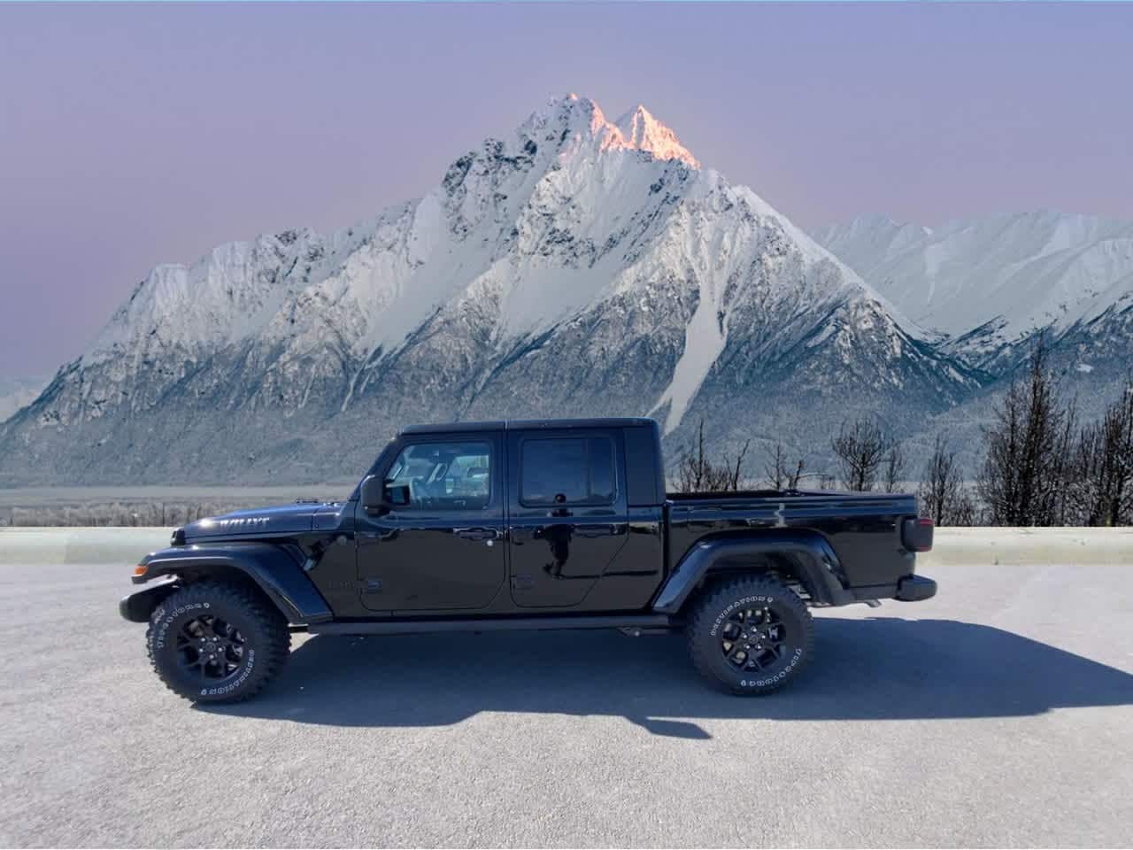 Thumbnail: 2025 Jeep Gladiator - 2