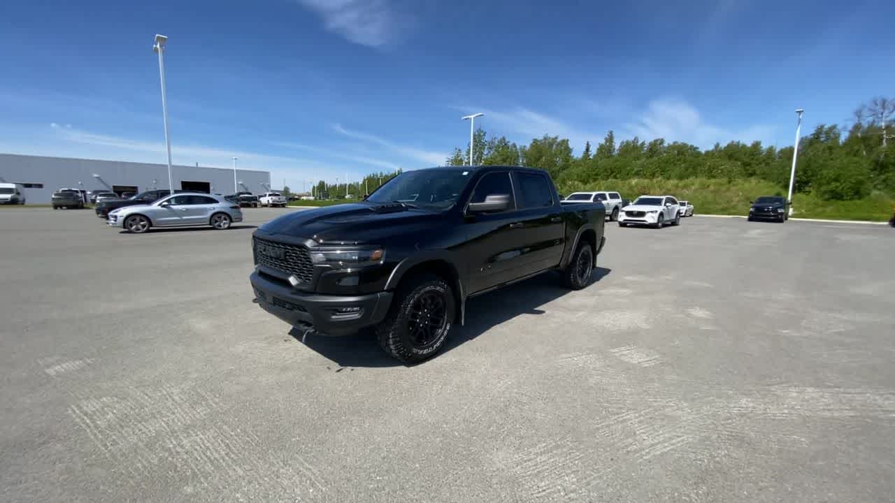 Thumbnail: 2025 RAM 1500 - 9