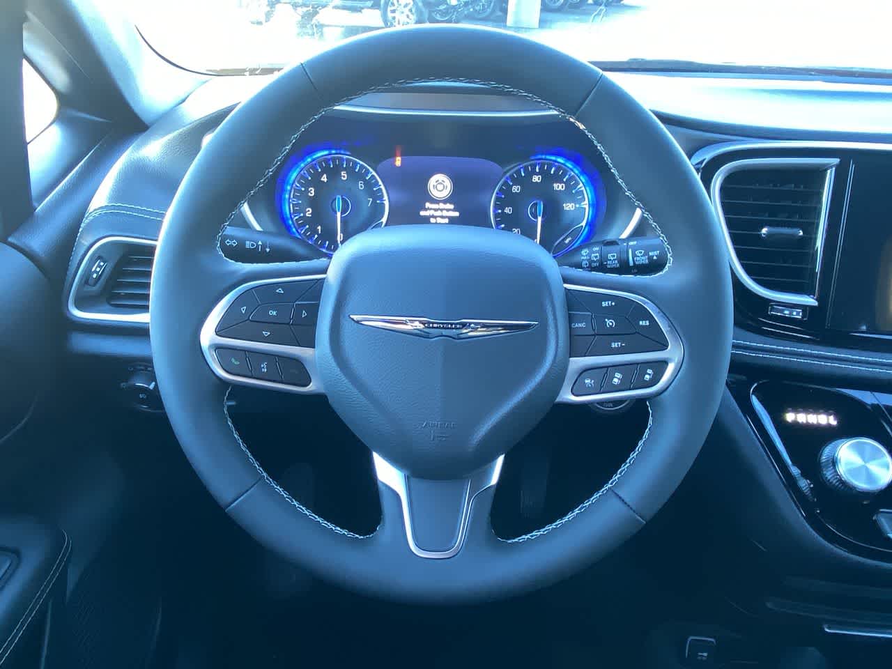 Thumbnail: 2026 Chrysler Pacifica - 20