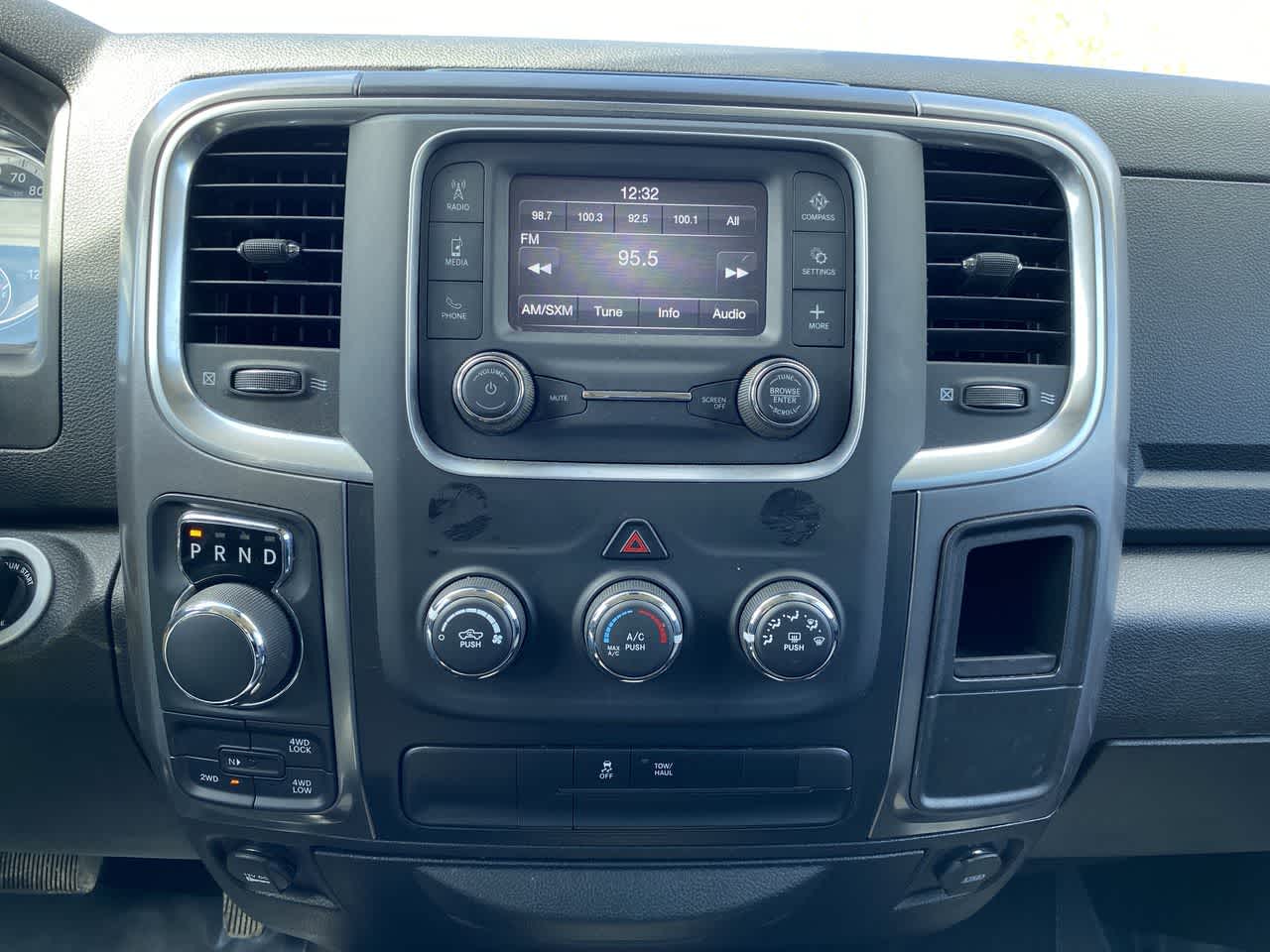 Thumbnail: 2024 RAM 1500 Classic - 16