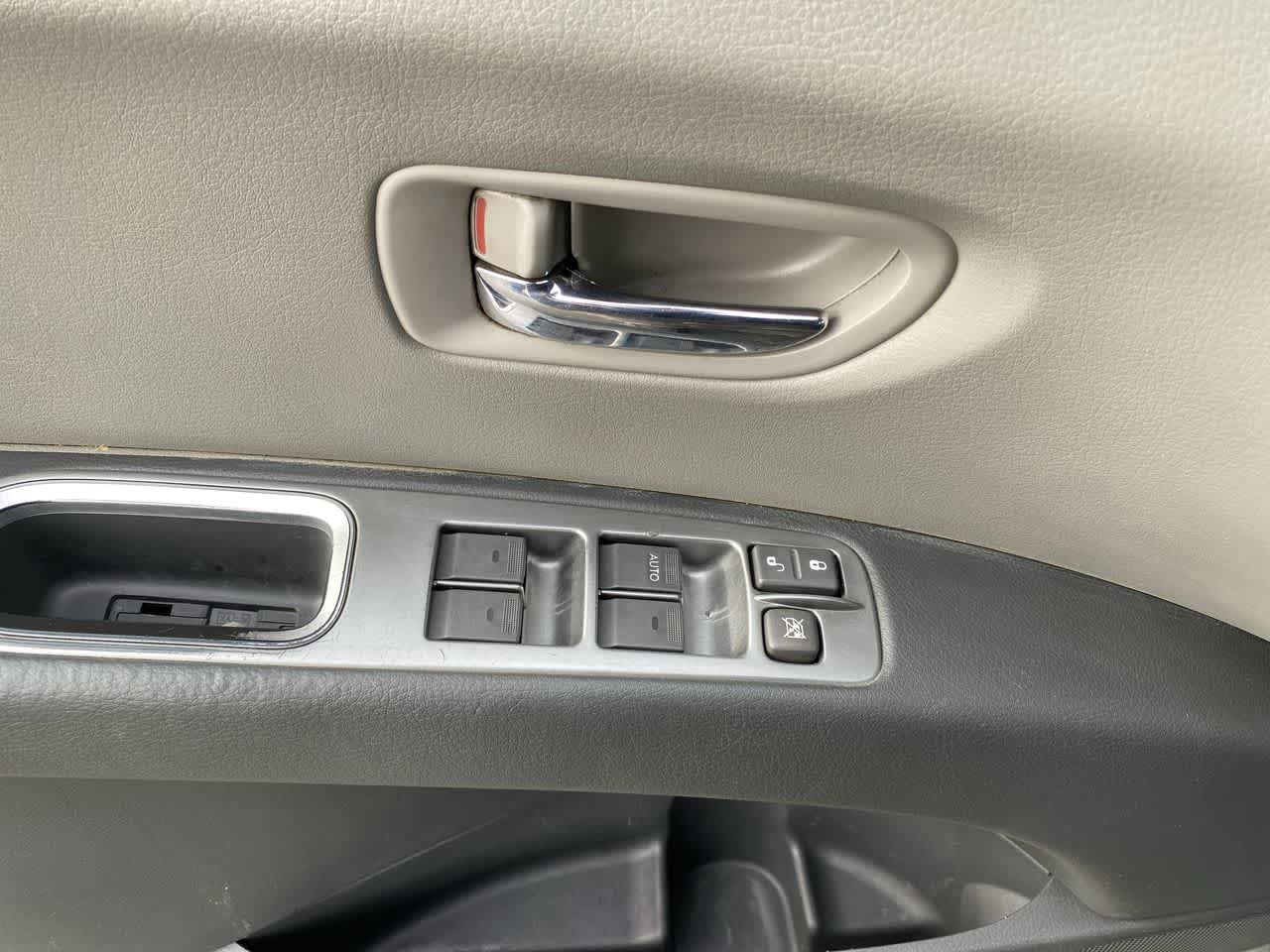 Thumbnail: 2007 Subaru Tribeca - 13