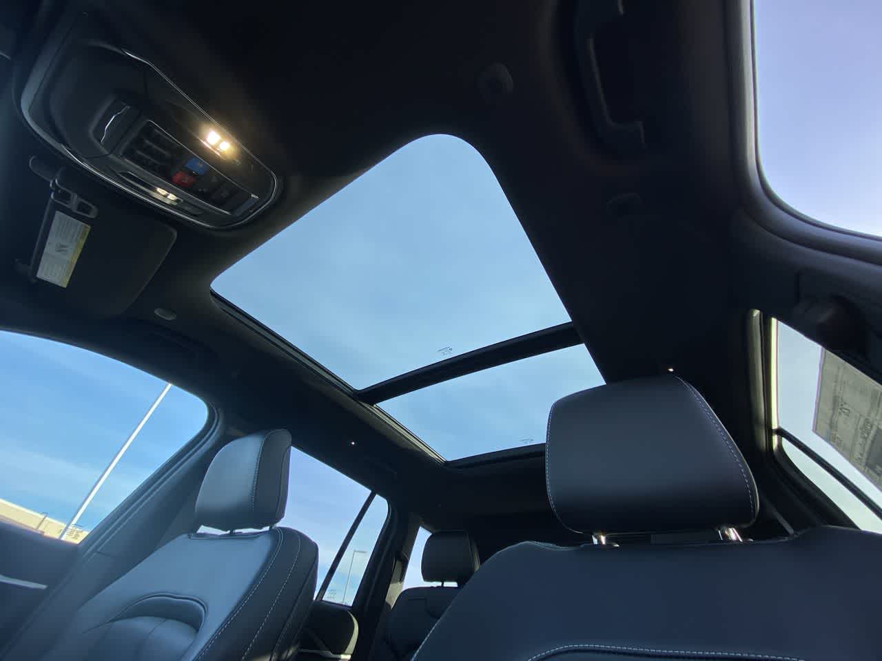 Thumbnail: 2026 Jeep Grand Cherokee - 23