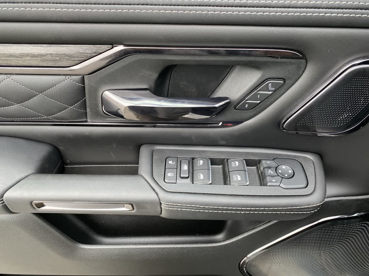 Thumbnail: 2025 RAM 1500 - 19
