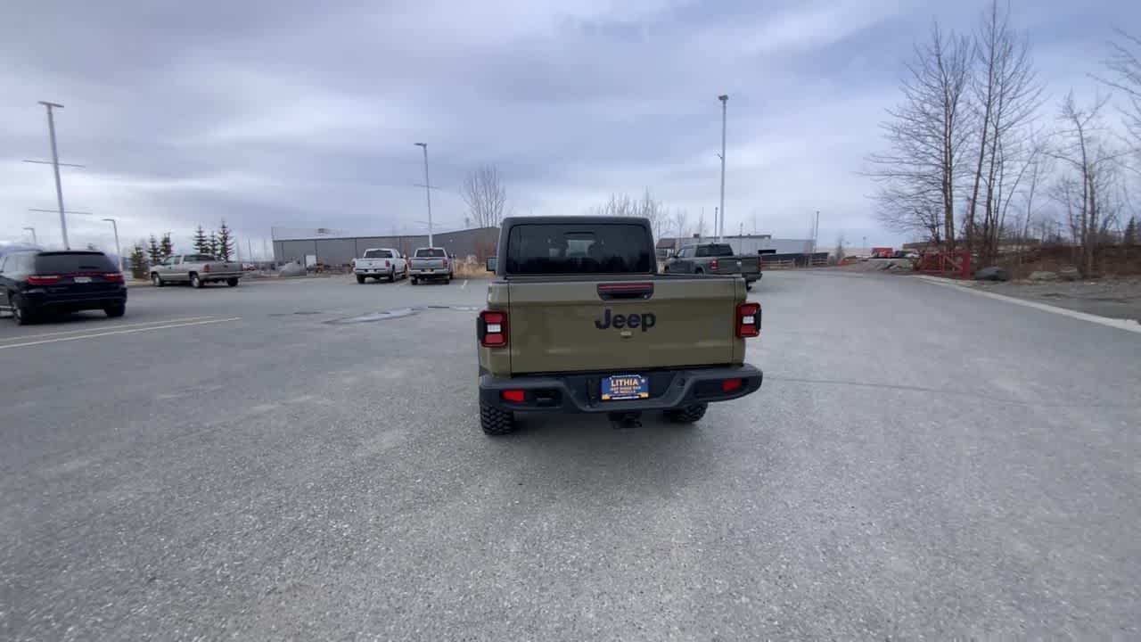 Thumbnail: 2026 Jeep Gladiator - 7