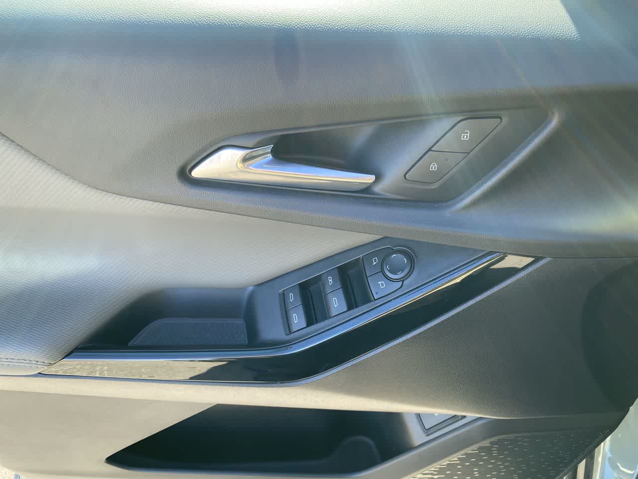Thumbnail: 2025 Chevrolet Equinox - 13