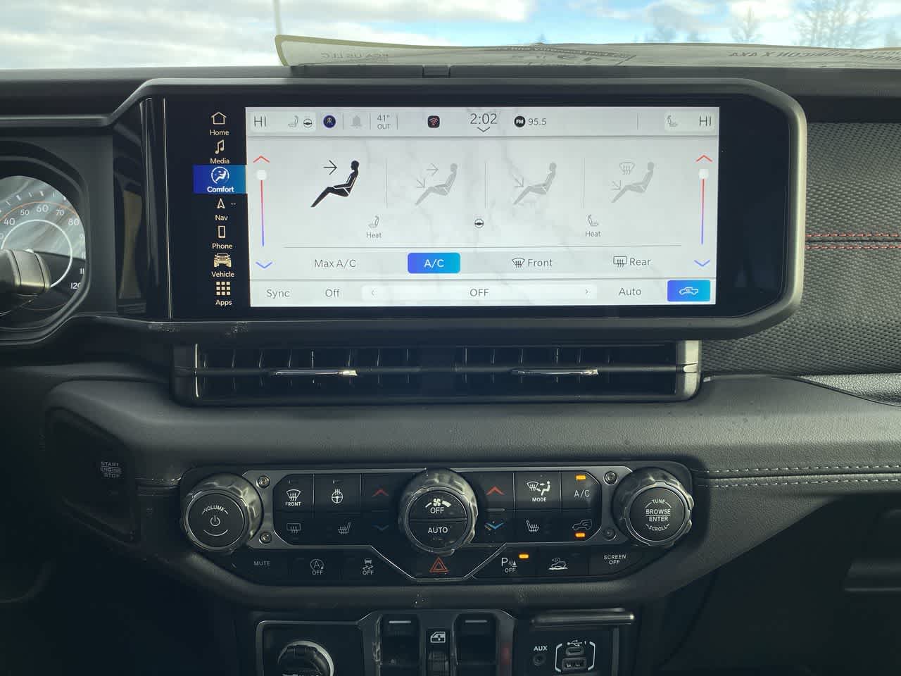 Thumbnail: 2025 Jeep Gladiator - 19