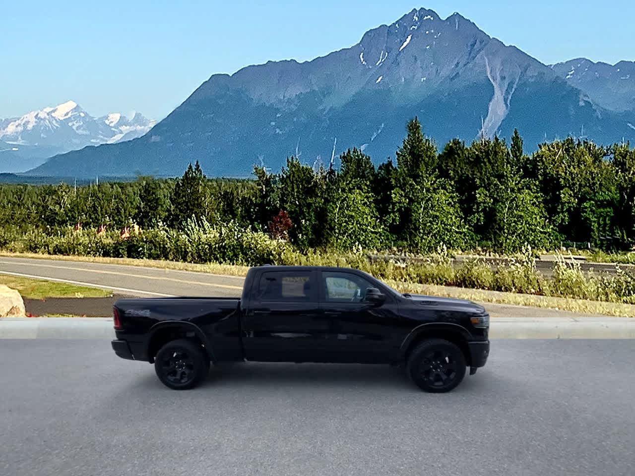 Thumbnail: 2025 RAM 1500 - 6