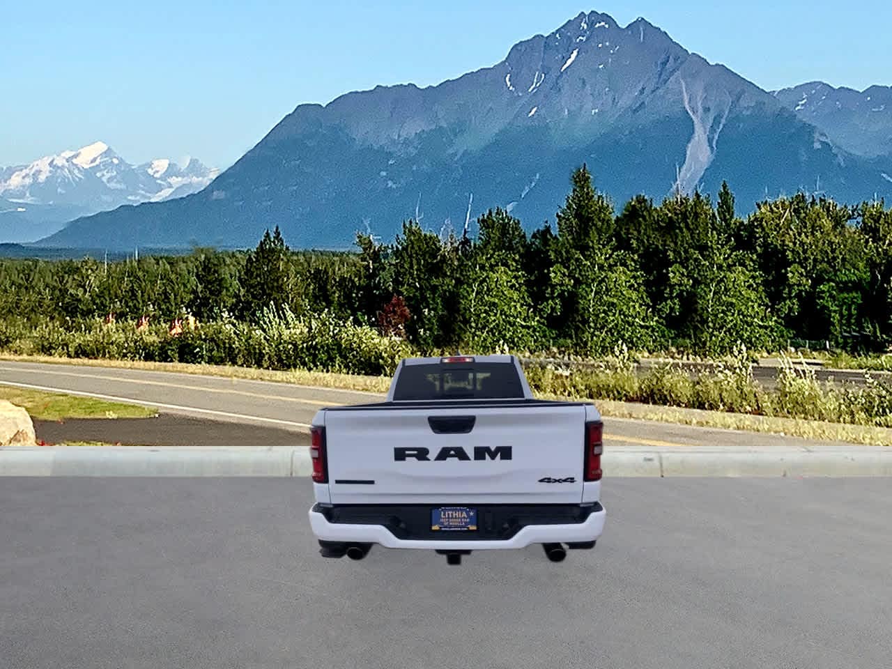 Thumbnail: 2026 RAM 1500 - 4
