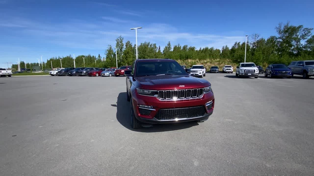 Thumbnail: 2025 Jeep Grand Cherokee - 12