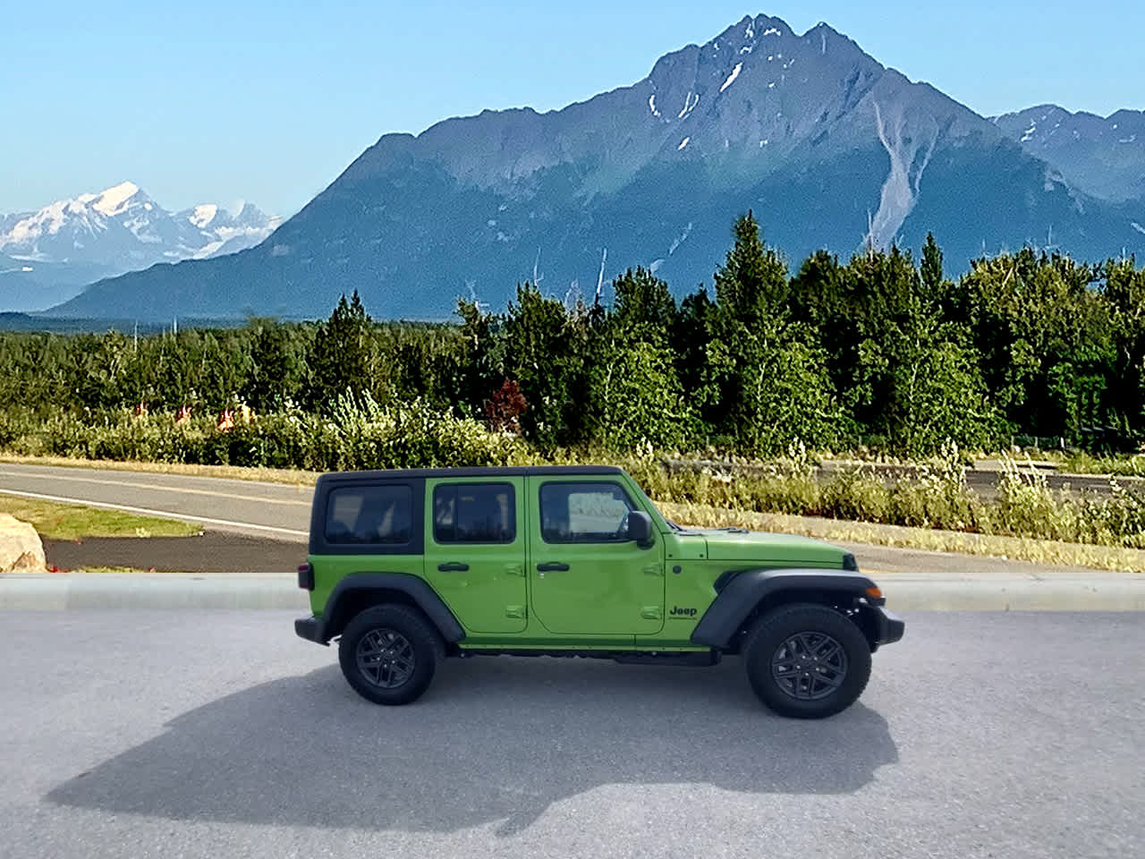 Thumbnail: 2026 Jeep Wrangler - 6