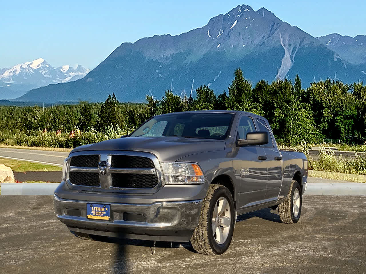 Thumbnail: 2024 RAM 1500 Classic - 1