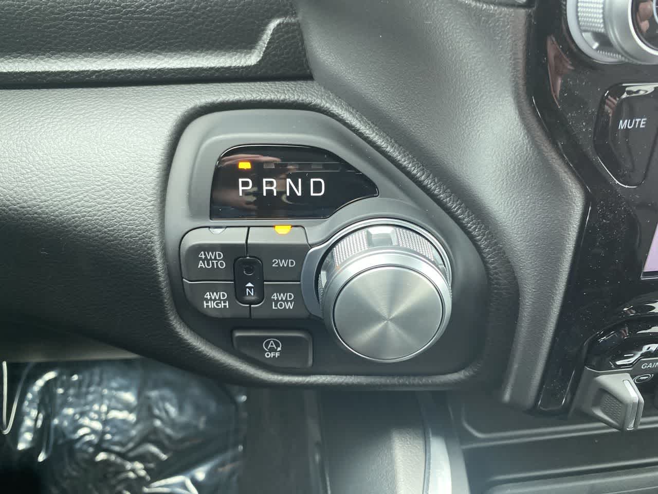 Thumbnail: 2025 RAM 1500 - 20