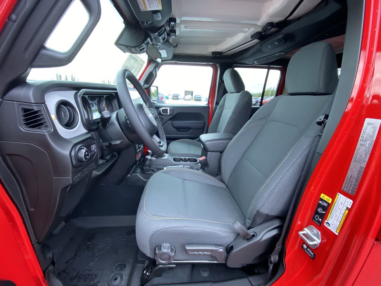 Thumbnail: 2025 Jeep Gladiator - 17