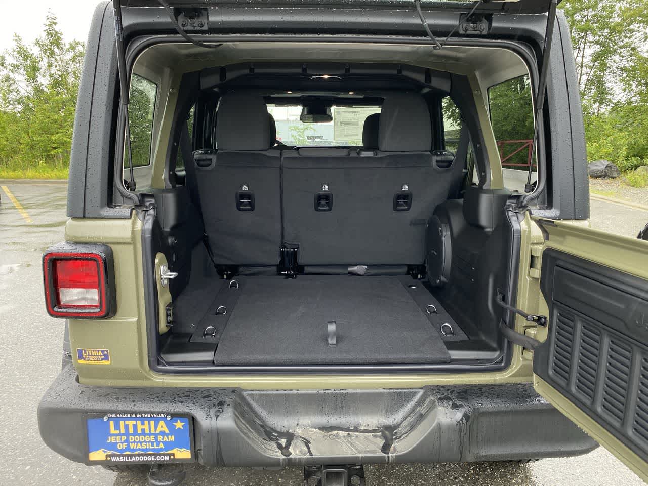 Thumbnail: 2026 Jeep Wrangler - 24