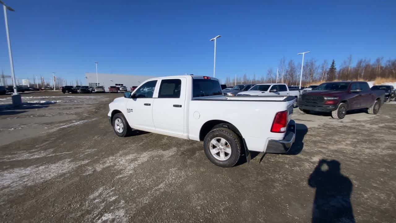 Thumbnail: 2022 RAM 1500 Classic - 9