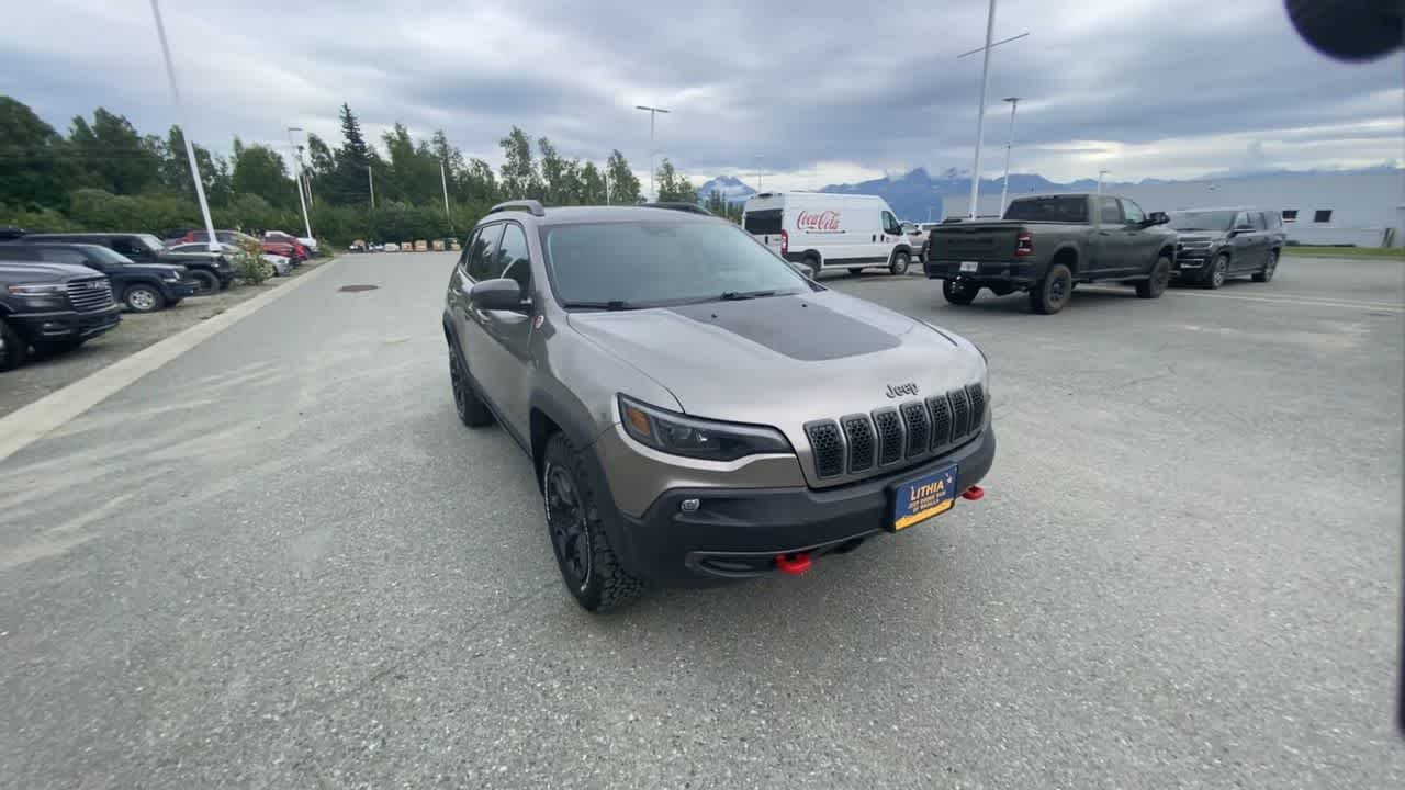 Thumbnail: 2020 Jeep Cherokee - 7