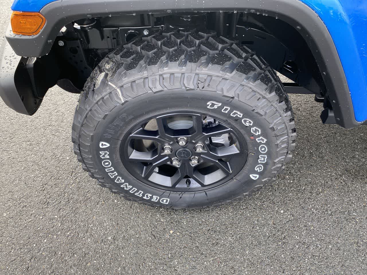 Thumbnail: 2025 Jeep Gladiator - 10