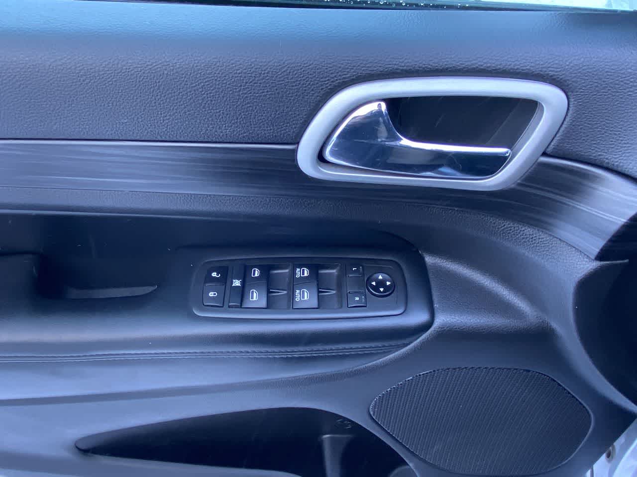 Thumbnail: 2021 Jeep Grand Cherokee - 13