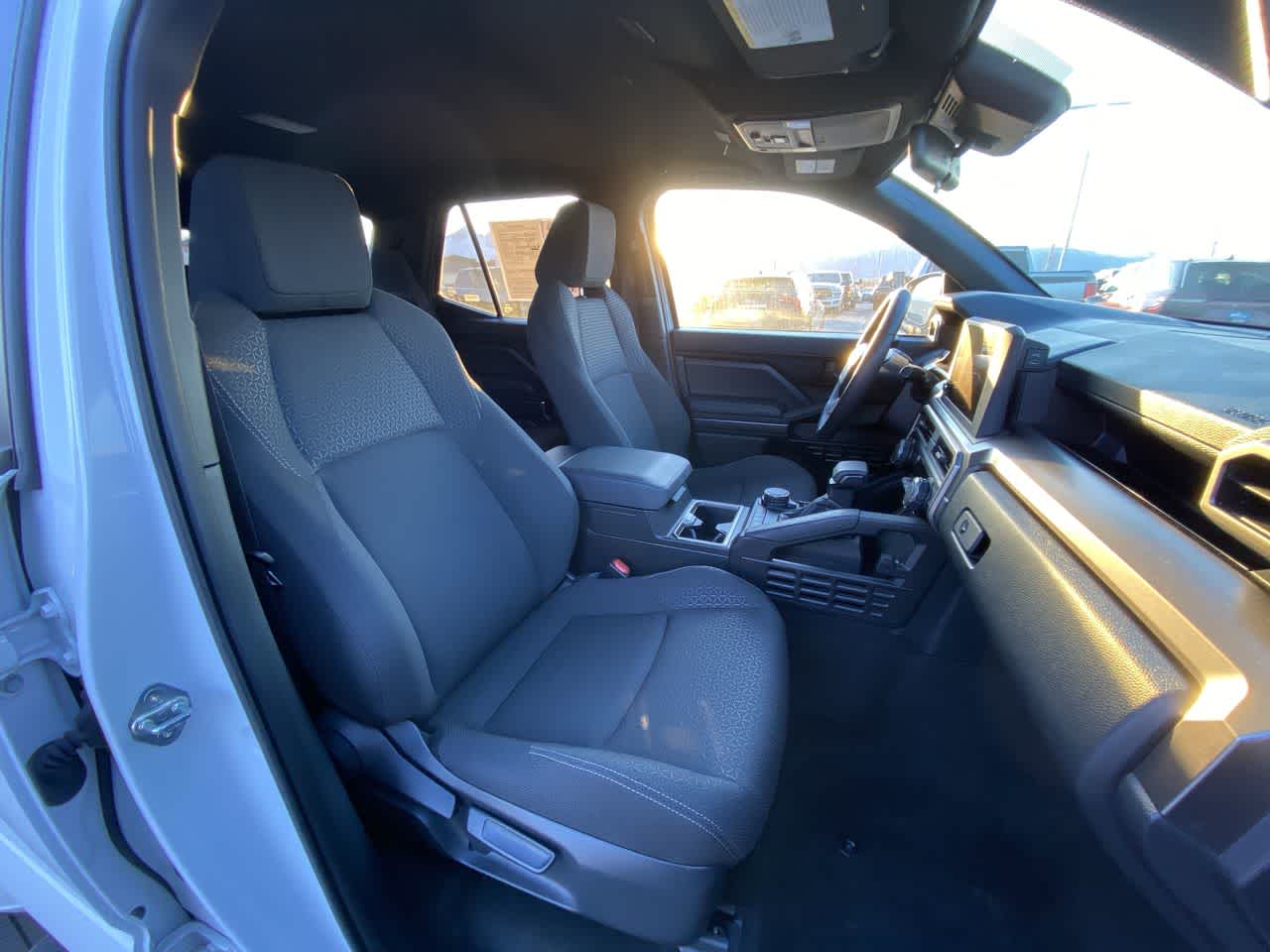 Thumbnail: 2025 Toyota 4Runner - 25