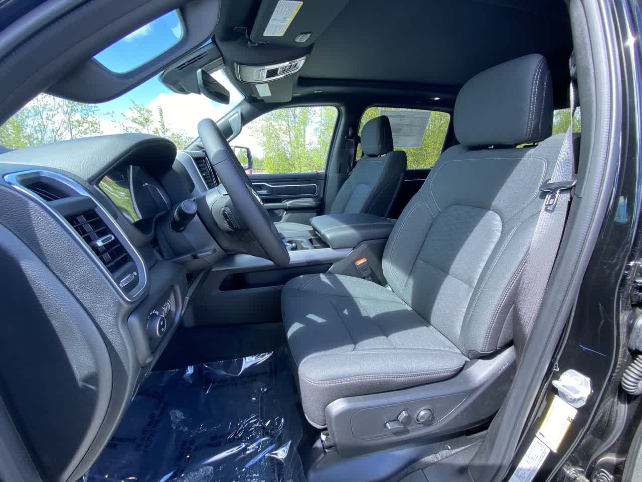 Thumbnail: 2026 RAM 1500 - 11