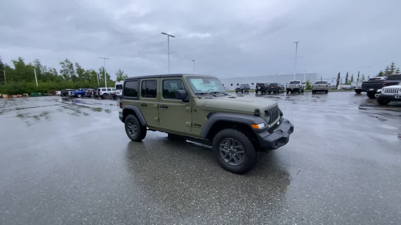 Thumbnail: 2026 Jeep Wrangler - 7