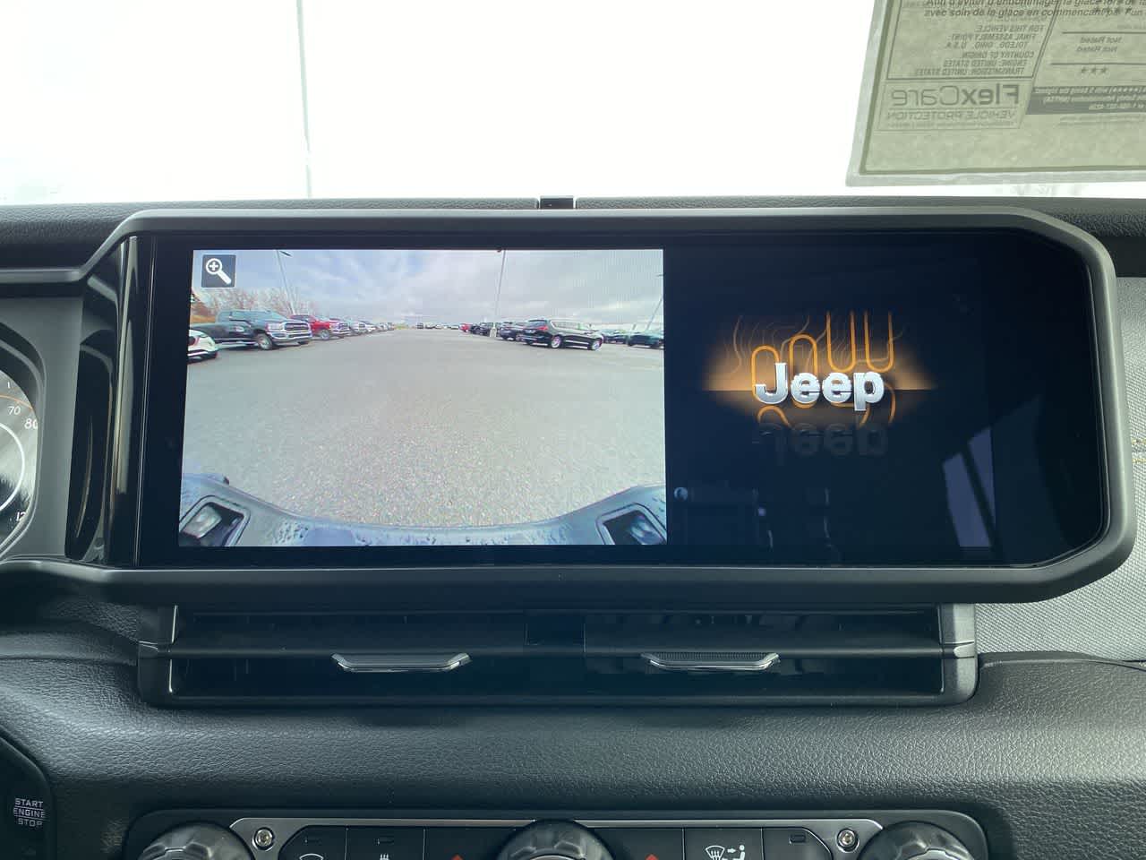 Thumbnail: 2025 Jeep Gladiator - 17