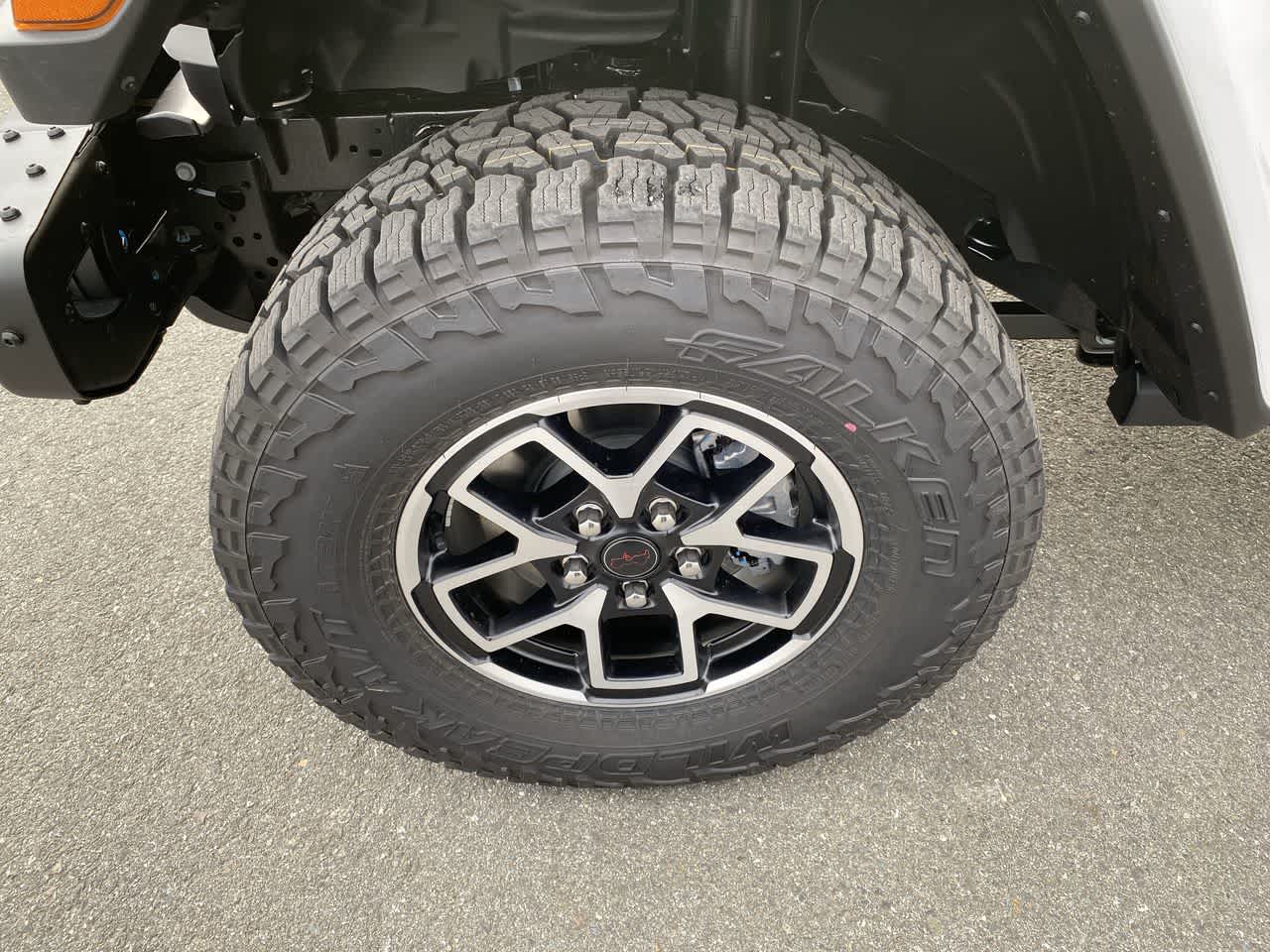 Thumbnail: 2025 Jeep Gladiator - 10