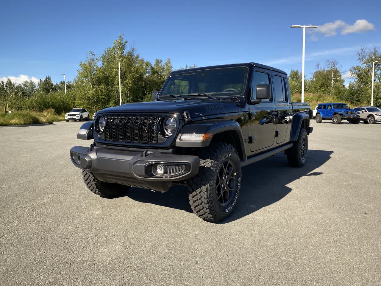 Thumbnail: 2025 Jeep Gladiator - 2