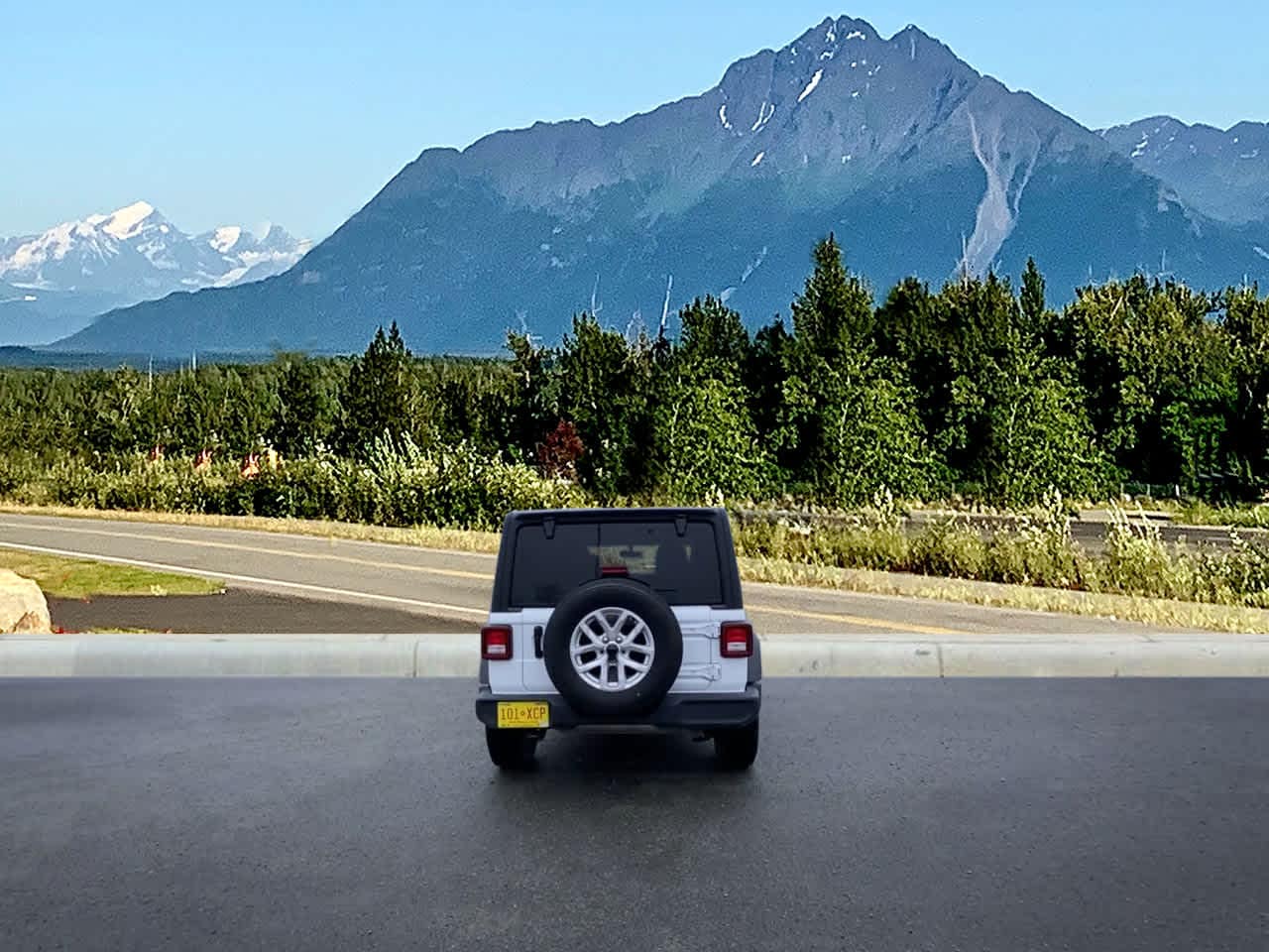 Thumbnail: 2023 Jeep Wrangler - 4
