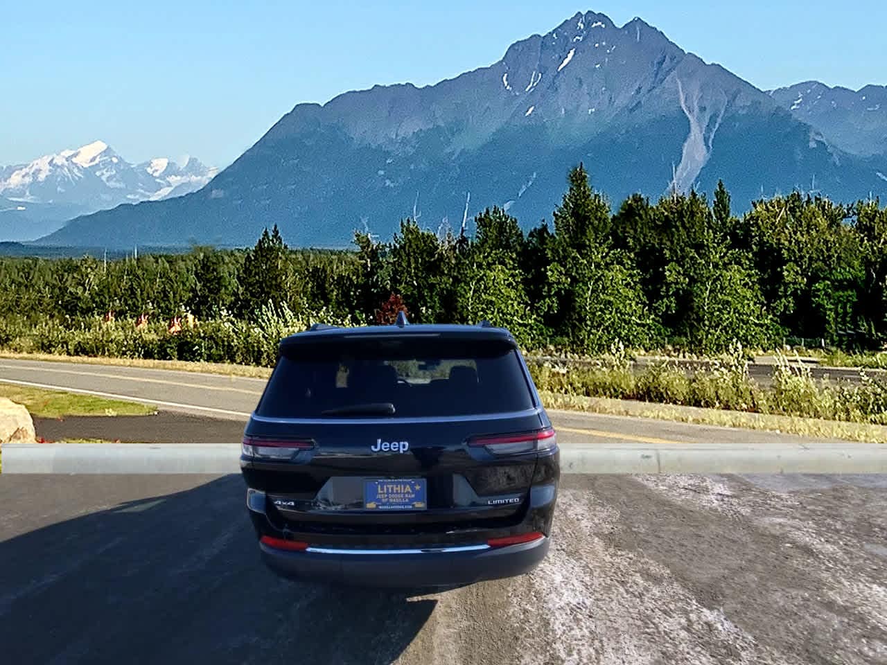 Thumbnail: 2024 Jeep Grand Cherokee L - 4